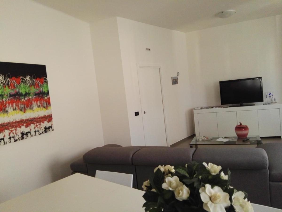 B&B "Al Colle 11" Fano Exterior photo